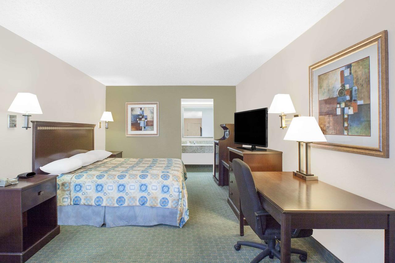 Hotel Super 8 By Wyndham Corpus Christi Esterno foto